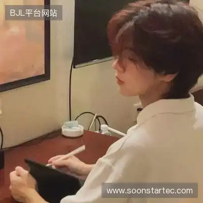 左蕾晴